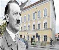 هتلر فى مركز الشرطة