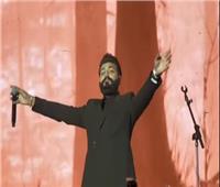 «بأغنية اتنسيت».. مسلم يُحيي حفل «ليلة الدموع»