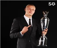 هالاند يتوج بجائزة أفضل لاعب في الدوري الإنجليزي