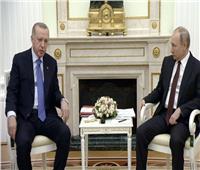 الكرملين: بوتين وأردوغان يبحثان التعاون والقضايا الدولية الملحة في سوتشي