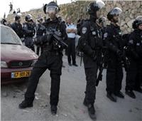 الاحتلال الإسرائيلي يستدعي 4 مقدسيين للتحقيق ويمدد اعتقال آخرين