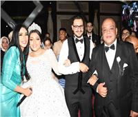 أمينة تحتفل بحفل زفاف ابنة مدير أعمالها بمشاركة حوده بندق | صور