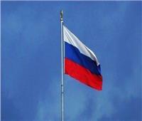 موسكو تستدعي السفيرة الأمريكية وتعلن اثنين من موظفي السفارة شخصين غير مرغوب فيهما