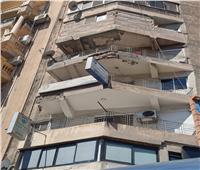 انهيار شرفة عقار في منطقة «فلمنج» بالإسكندرية