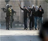 الاحتلال الإسرائيلي يصيب طفلا بالرصاص شمال القدس ويقمع مسيرة سلمية شرق غزة