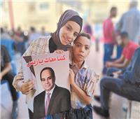 من شمال القاهرة حتى جنوبها| مؤيدو السيسى يحتشدون أمام مكاتب التوثيق