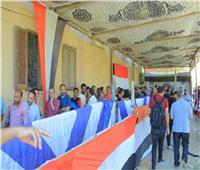صور| إقبال كبير من أهالي مدينة بدر لتحرير توكيلات تأييد للرئيس السيسي