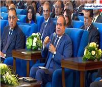 الرئيس السيسي: أطالب المصريين أن يضعوا أعينهم صوب استقرار بلادهم