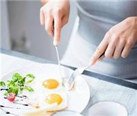 استشاري تغذية علاجية توصي مرضى النقرس بتناول البيض بكمية معتدلة