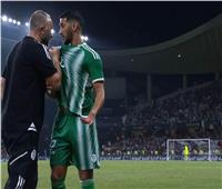 شاهد عصبية جمال بلماضي مع لاعب الجزائر في مباراة مصر 