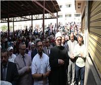 رئيس جامعة الأزهر يؤدي صلاة الغائب على شهداء فلسطين 