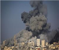 بسبب غارات إسرائيلية.. انهيار مبنى بكنيسة الروم الآرثودوكس وسط غزة 