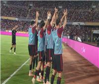 بعد هدف رضا سليم.. لاعبو الأهلي يدعمون فلسطين بـ«علامة النصر»