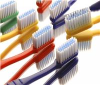 خبراء يقدمون 3 نصائح لاختيار فرشاة الأسنان المناسبة