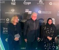 وصول حسين فهمي لمهرجان الشارقة السينمائي الدولي