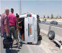 إصابة 12 عاملًا في انقلاب سيارة بمحور الضبعة الصحراوي بالبحيرة
