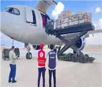 مطار العريش يستقبل طائرة مساعدات كويتية لنقلها إلى غزة