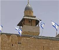 الاحتلال يرفع العلم الإسرائيلي على مسجد بمخيم الفوار في الضفة الغربية