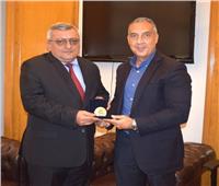 سفير أرمينيا يزور غرفة القاهرة.. ويدعو للمشاركة في منتدى الأعمال المشترك