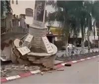 في طولكرم.. جرافات جيش الاحتلال تزيل نصبًا تذكاريًا للرئيس ياسر عرفات | فيديو