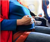 «للسيدة الحامل» نصائح عن وتعليمات للسفر على الطائرة