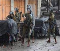  إصابة فلسطينيين بالرصاص الحي خلال مواجهات مع جيش الاحتلال أمام سجن عوفر