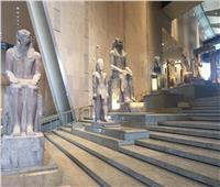 حكاية الرحلة التاريخية في الدرج العظيم بالمتحف المصري الكبير | صور