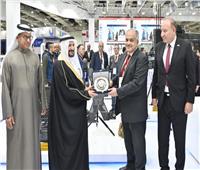 إيديكس 2023.. رئيس هيئة الصناعات الدفاعية السعودية يشيد بقدرات «العربية للتصنيع»