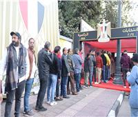 توافد المئات من المواطنين للإدلاء باصواتهم في الانتخابات الرئاسية بقصر النيل   