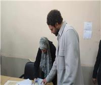 حسام غالي يدلي بصوته في الانتخابات الرئاسية بمدينة نصر