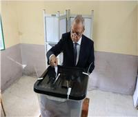 محافظ القليوبية يُدلي بصوته فى الانتخابات الرئاسية 2024 بلجنة الوافدين