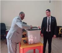 مدير مديرية التربية والتعليم بالمنيا يدلي بصوته في الانتخابات الرئاسية