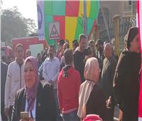البالون والإعلام تزين مداخل اللجان الانتخابية بمدينة شبين الكوم  