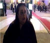 ابنة رجاء الجداوي تواسي صديقة والدتها إيناس عبد الدايم في وفاة زوجها 