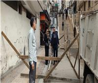 سقوط أجزاء من عقار في الإسكندرية دون إصابات| صور