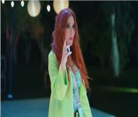نوال تغني في البرومو الرسمي لفيلم أحمد الفيشاوي «عادل مش عادل»