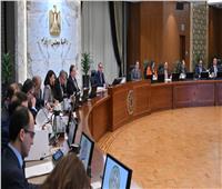 رئيس الوزراء يتابع مؤشرات أداء الاقتصاد المصري خلال اجتماع المجموعة الاقتصادية