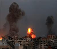 «القاهرة الإخبارية» تنشر صورًا مباشرة لقصف إسرائيلي شمال غزة