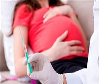دراسة: لقاح الإنفلونزا للحامل يحمي الطفل بعد الولادة