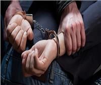 ضبط المتهمين بسرقة أموال صديقهما عبر المحافظ الإلكترونية