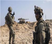 صحيفة إسرائيلية: آلاف الجنود يغادرون غزة وبعضهم يستعد للتصعيد مع "حزب الله"