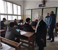 إدارة القاهرة الجديدة التعليمية: الامتحانات الالكترونية تسير بشكل منتظم