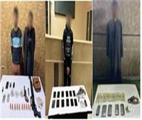 الأمن العام يضبط 25 متهمًا بـ «أسلحة نارية» و34 كيلو مخدرات بالمحافظات