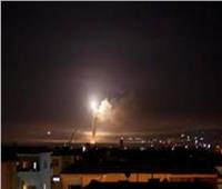 القاهرة الإخبارية: إسرائيل تستهدف مبنى سكنيا في دمشق