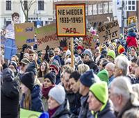 الآلاف يشاركون في احتجاجات مناهضة لليمين المتطرف بجميع أنحاء ألمانيا 