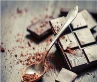 ما العلاقة بين الشوكولاتة الداكنة والحالة الصحية؟