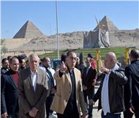 رئيس الوزراء يتفقد مشروعات تطوير المنطقة المحيطة بالمتحف المصري الكبير| صور 