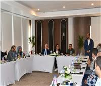 محافظ جنوب سيناء يبحث مع وزيرة السياحة المغربية سبل التعاون بين البلدين