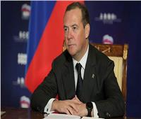 مدفيديف يتوعد بـ«الانتقام» من العقوبات الغربية الجديدة على روسيا