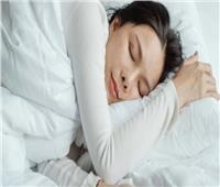 باحثون: القلب يستجيب للأصوات أثناء النوم
